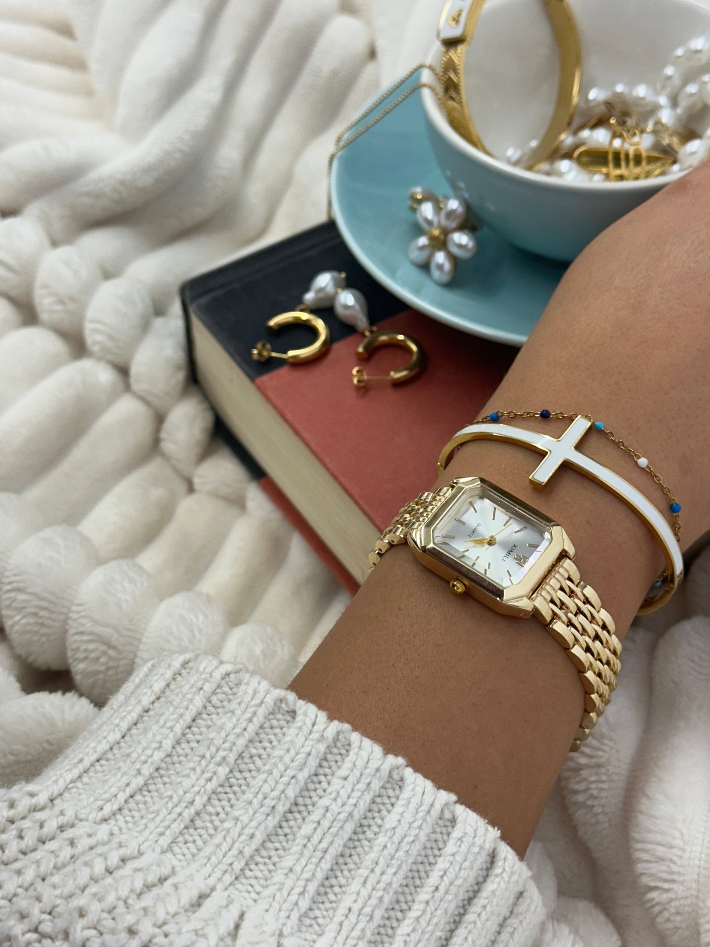 Cross Bangle