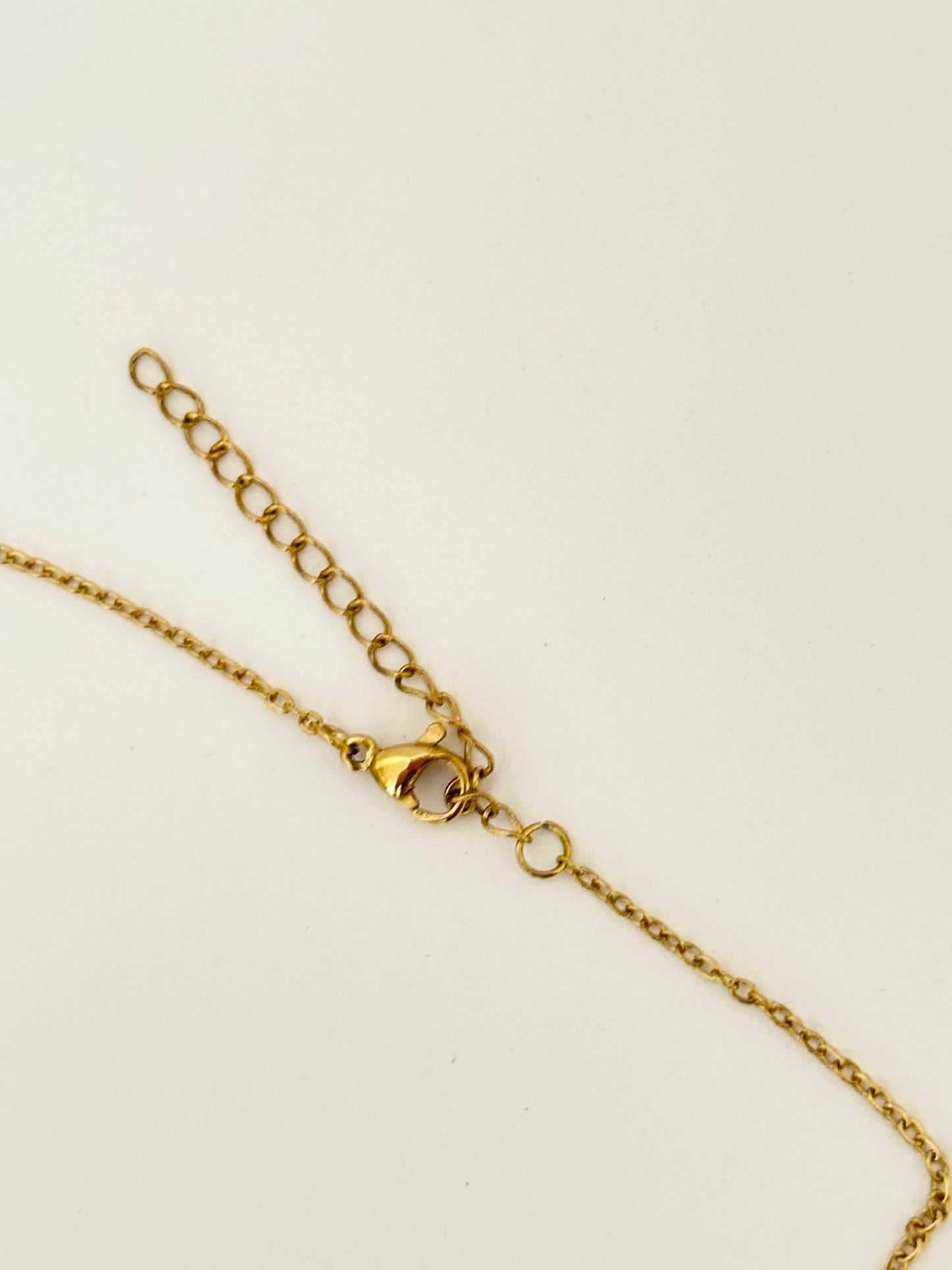 Natural pearl cross necklace