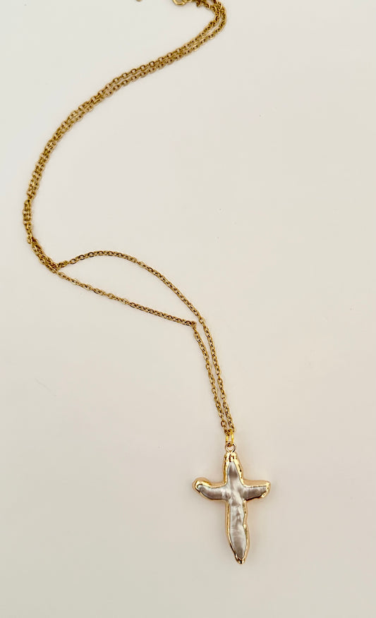 Natural pearl cross necklace