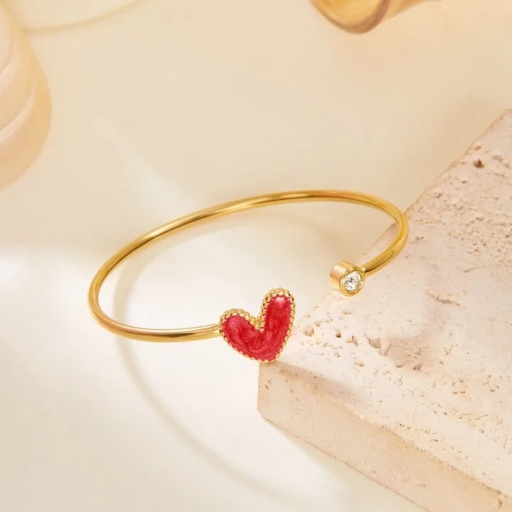 Heart bangle