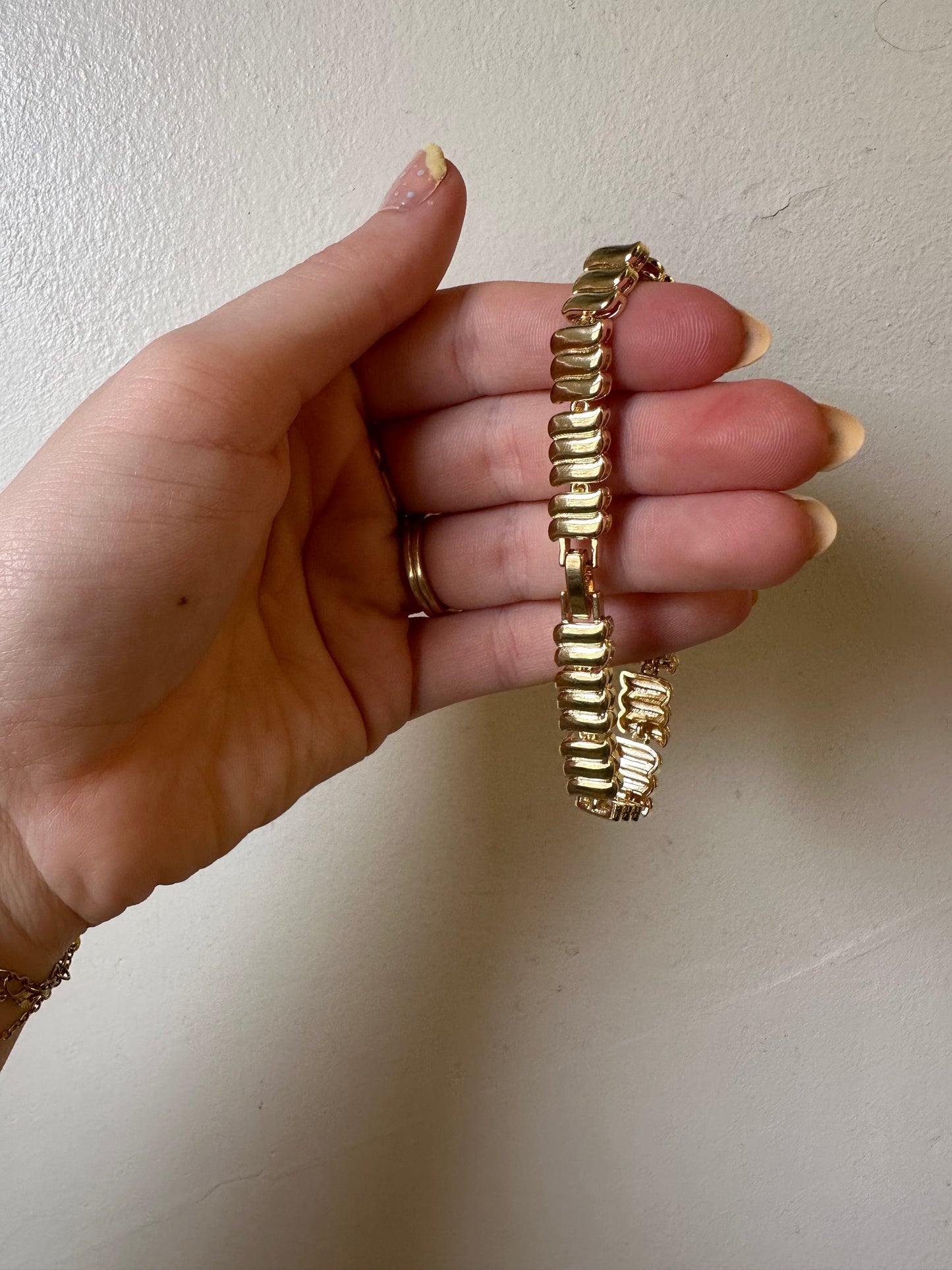 The Lily Bracelet